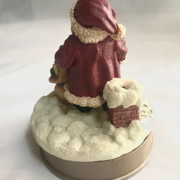 Santa Claus Topper Christmas Decor - Picture 4 of 15